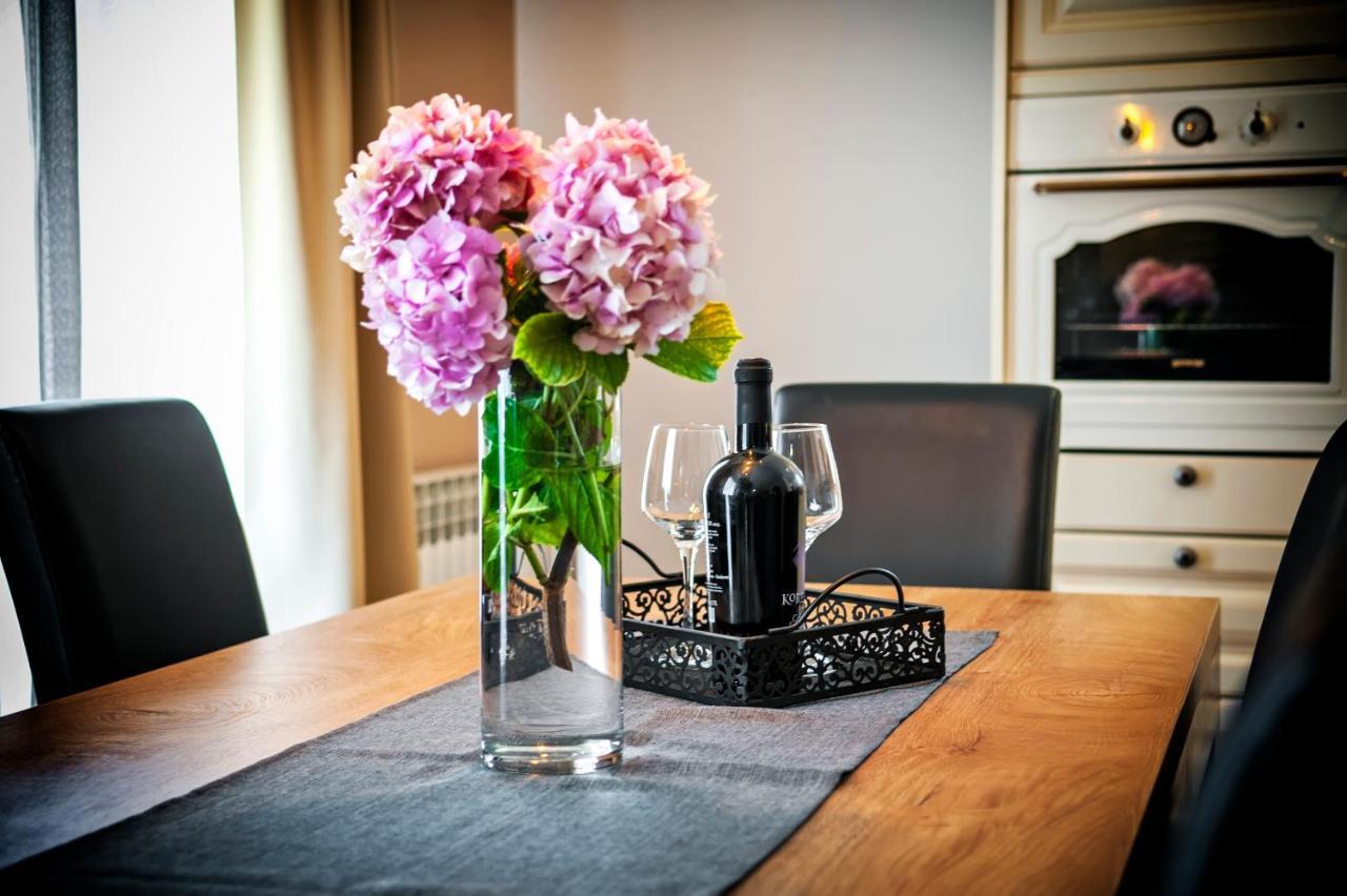 Apartment Miral ロヴィンスコ・セロ エクステリア 写真